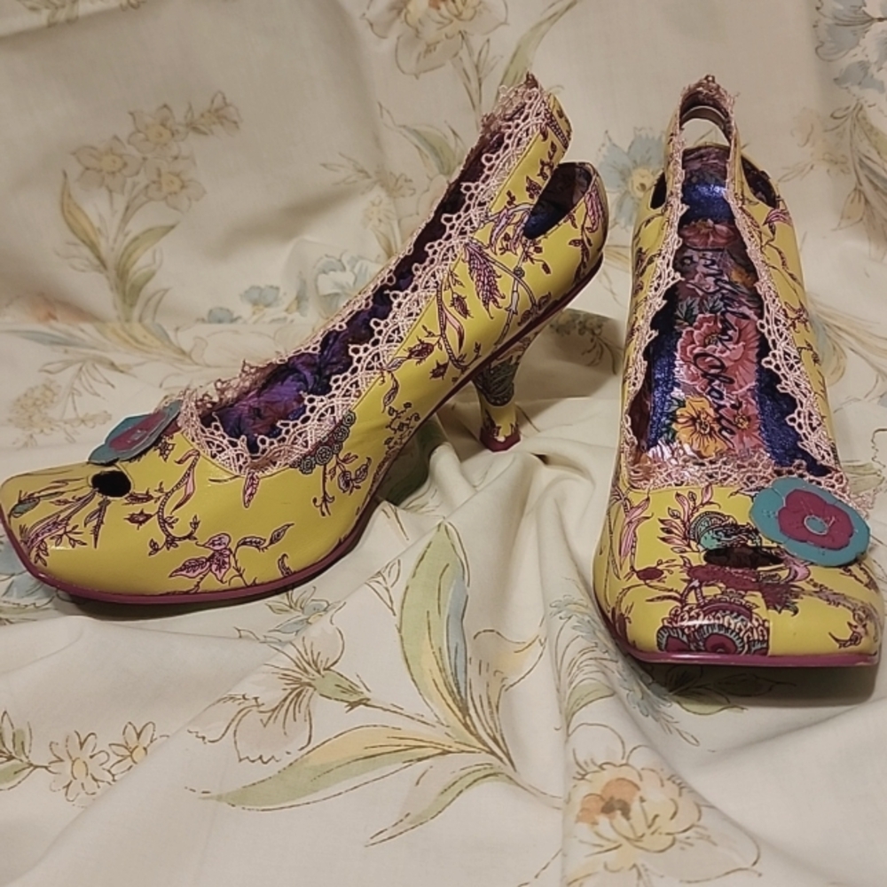 Irregular Choice used shoe in floral print Leather,  Sz 39 1/2 (Sz 9)